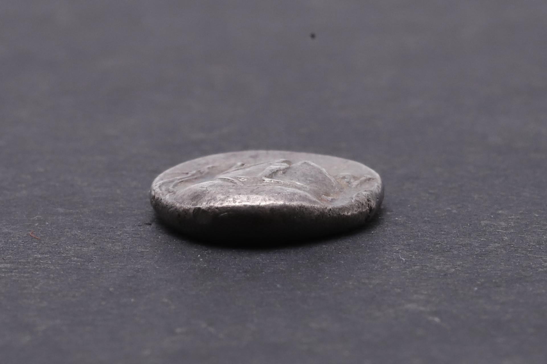 GREEK COINS: THRACE, MESEMBRIA. A SILVER DIOBOL. - Image 3 of 3