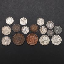 A COLLECTION OF AMERICAN COINS TO INCLUDE LARGE CENTS.