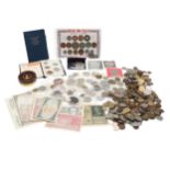 A COLLECTION OF GREAT BRITAIN AND WORLD COINS TO INCLUDE.