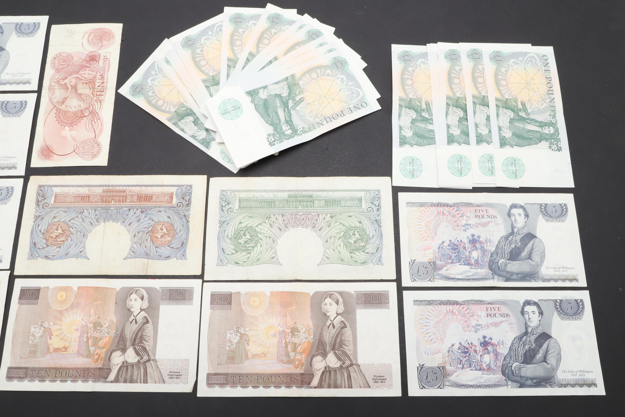 A COLLECTION OF ELIZABETH II BANKNOTES TO INCLUDE A FIFTY POUND NOTE. - Image 9 of 11