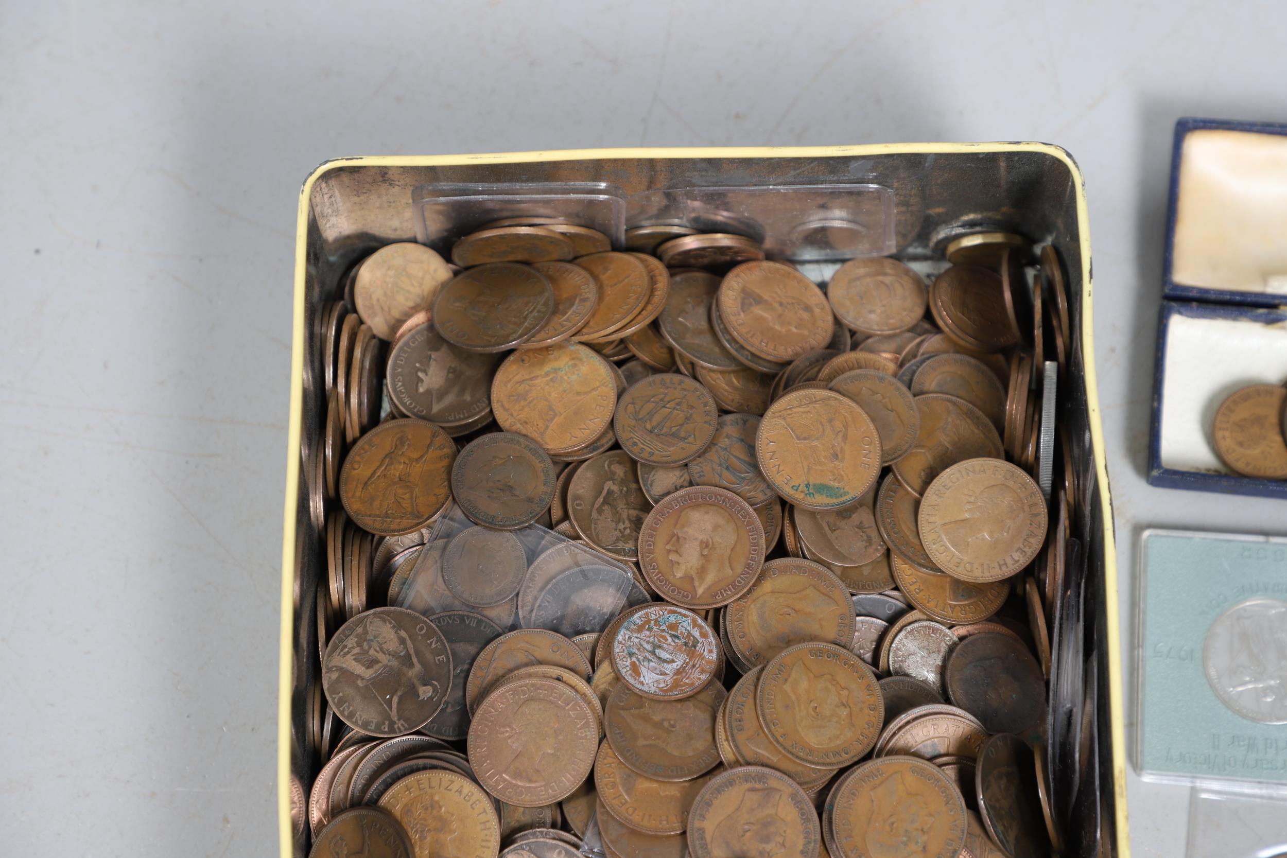 A MIXED COLLECTION OF COINS TO INCLUDE A FESTIVAL OF BRITAIN CROWN AND OTHERS. - Bild 16 aus 17