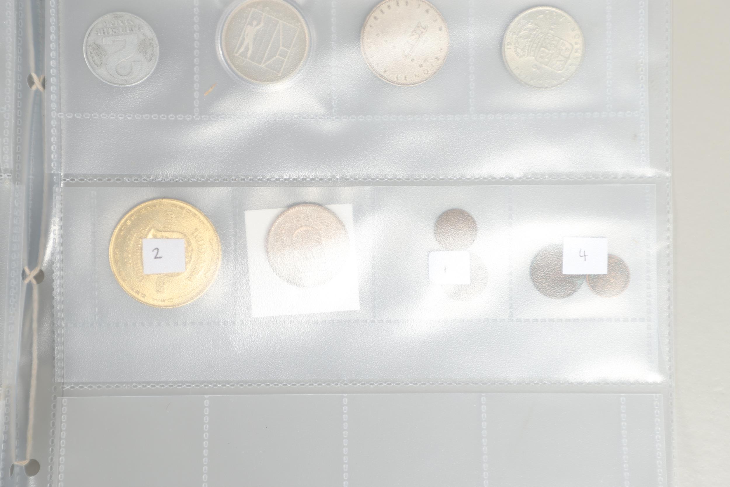 A SMALL COLLECTION OF WORLD COINS TO INCLUDE SWISS AND OTHER COINS. - Image 12 of 13