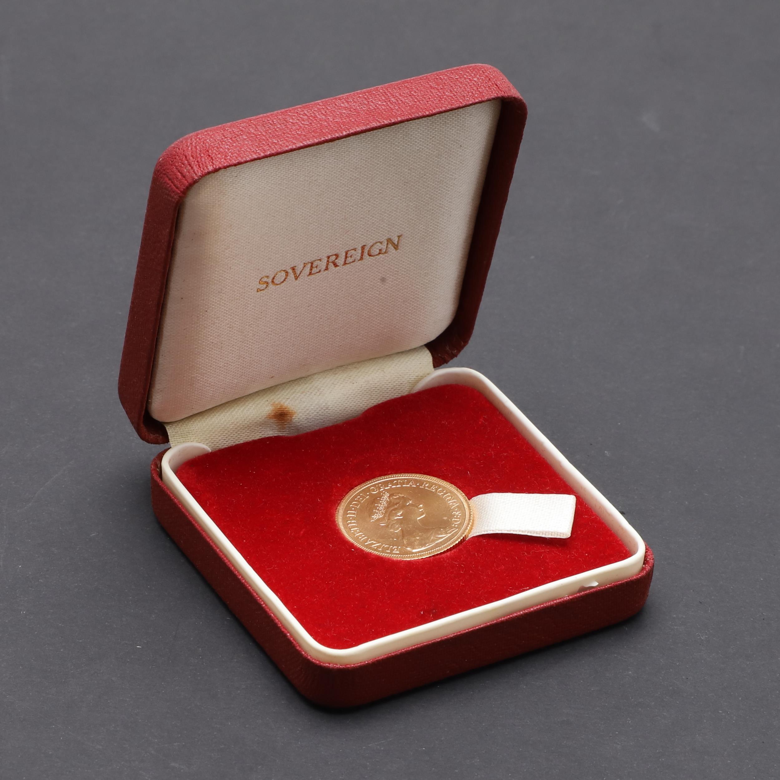 AN ELIZABETH II SOVEREIGN, 1979.