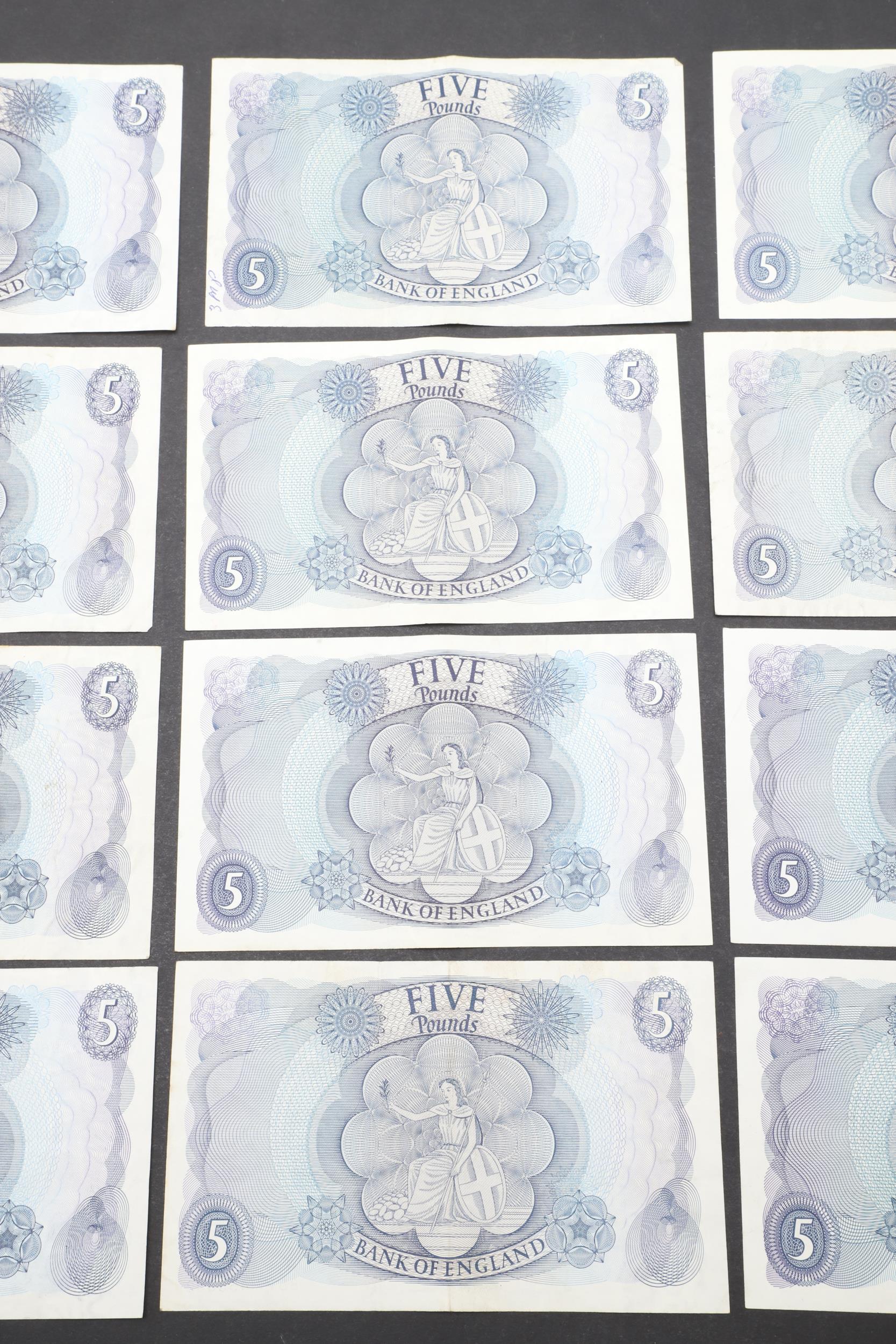 A COLLECTION OF 42 BANK OF ENGLAND SERIES 'C' FIVE POUND NOTES. - Image 12 of 13