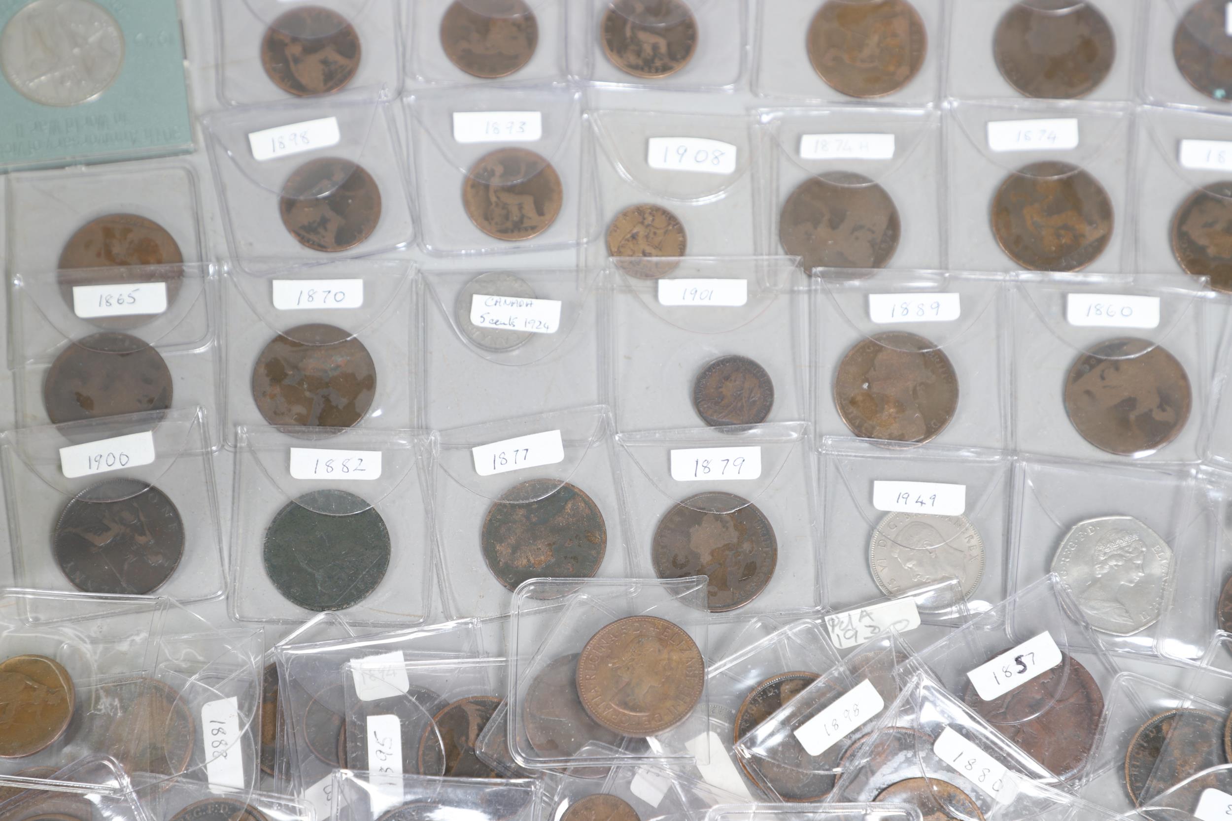 A MIXED COLLECTION OF COINS TO INCLUDE A FESTIVAL OF BRITAIN CROWN AND OTHERS. - Bild 7 aus 17