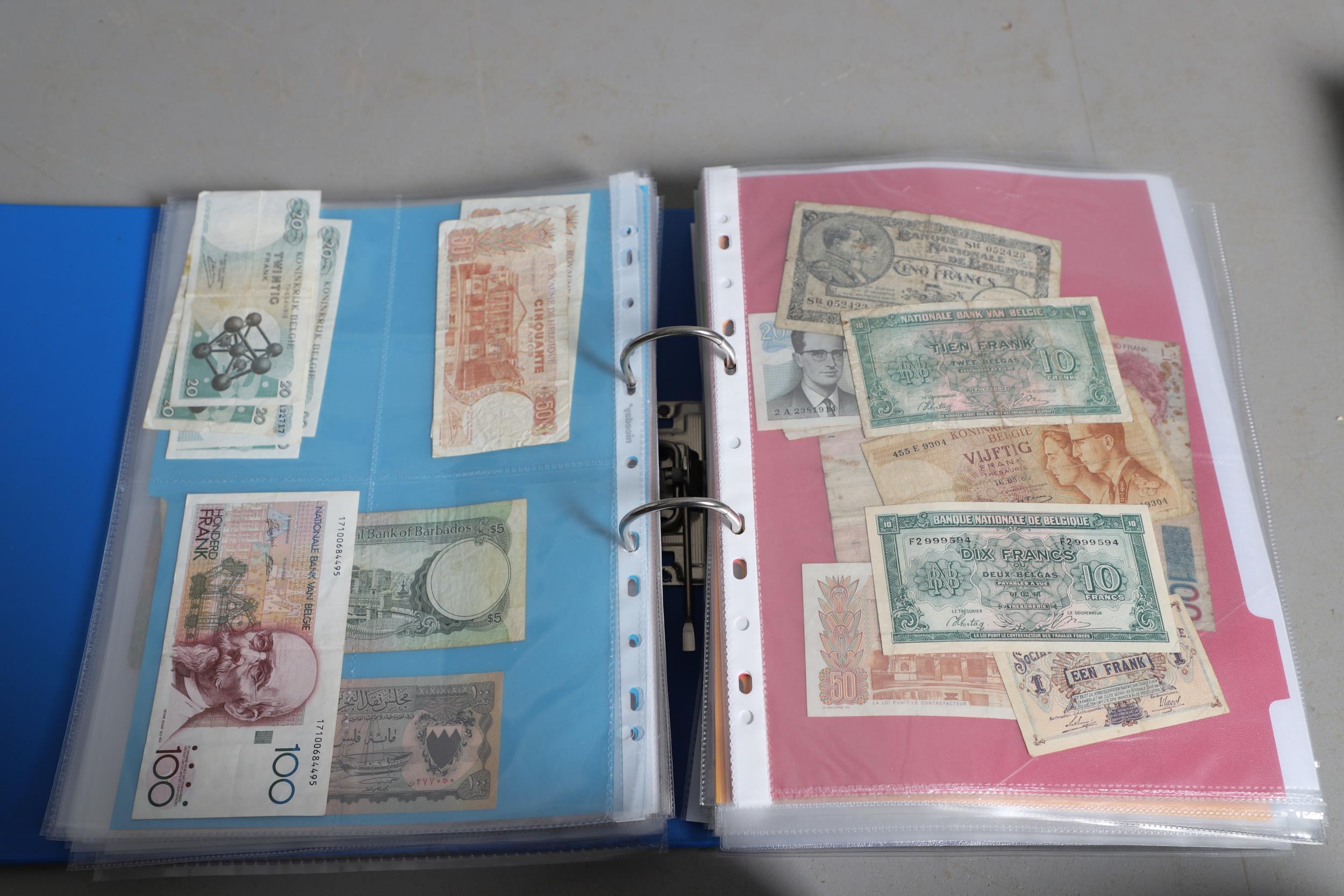 AN EXTENSIVE COLLECTION OF WORLD BANKNOTES. - Image 14 of 56