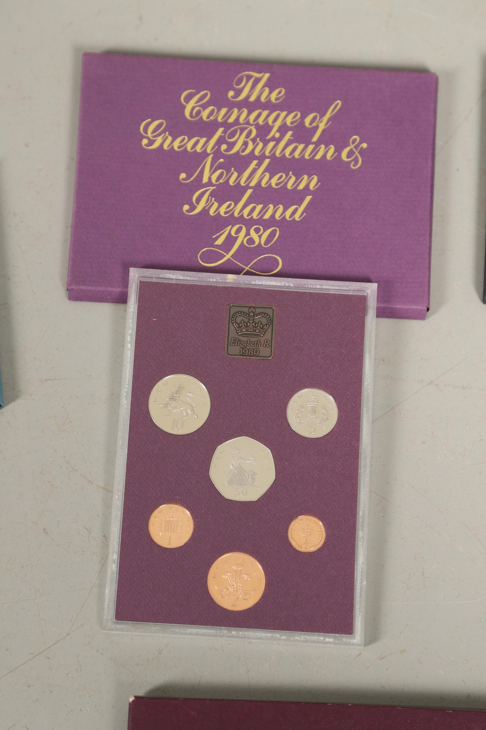 A COLLECTION OF ROYAL MINT UNCIRCULATED YEAR SETS, 1970 -. - Image 11 of 13