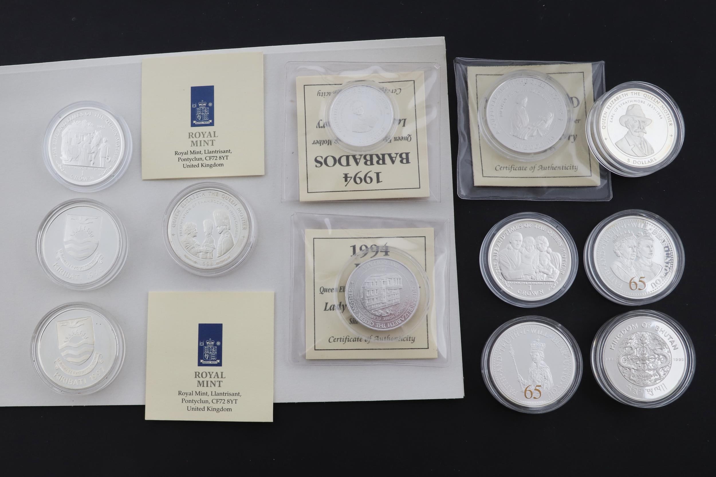 A COLLECTION OF QUEEN MOTHER CENTENARY CELEBRATION SILVER PROOF COINS. - Image 2 of 6