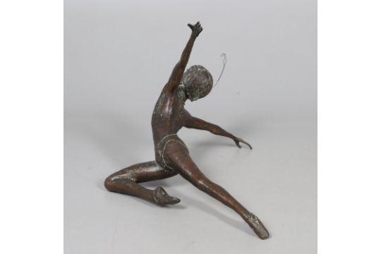 BILL OGILVIE (AUSTRALIAN, BORN 1935) - BRONZE SCULPTURE 'FLIGHT'. - Image 2 of 6