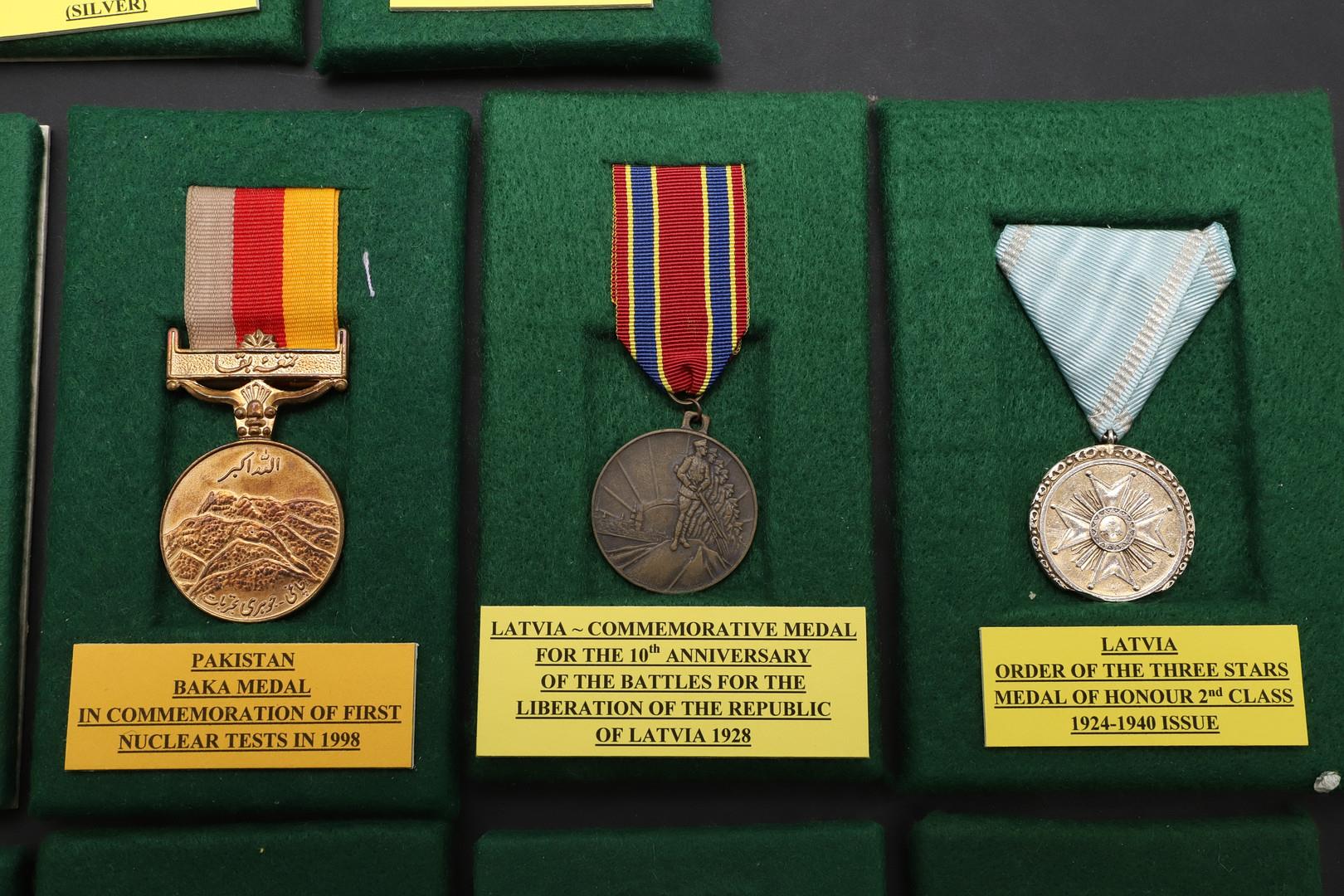 WORLD MEDALS, VARIOUS COUNTRIES INCLUDING LATVIA. - Image 4 of 11