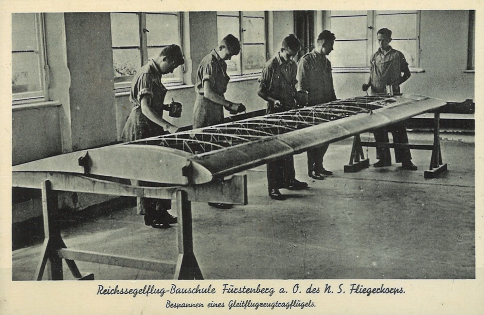 5.6.40 Fürstenberg. Postkarte "Reichssegelflug - Bauschule Fürstenberg a. O. des N. S. Fliegerkorps.