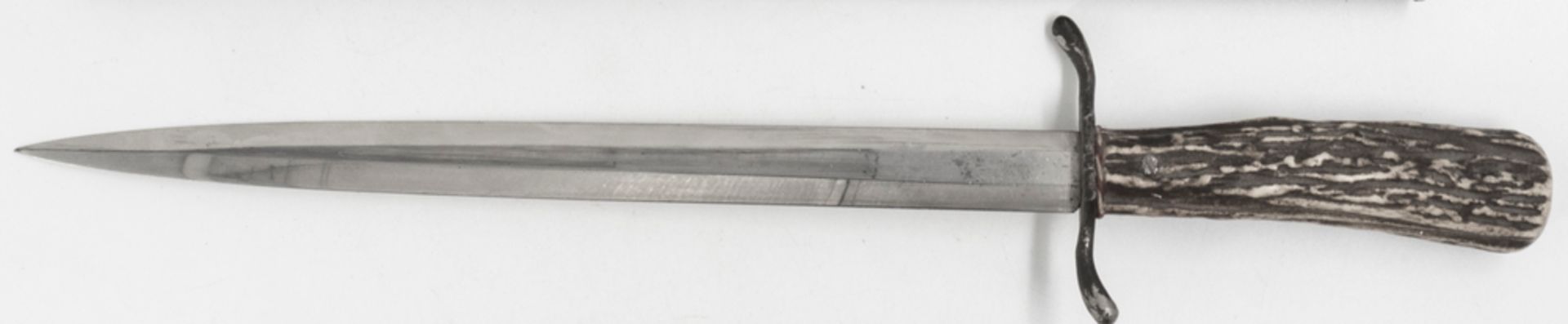Hirschfänger, Hirschhorngriff. Hersteller: Paul Weyersberg. Klingenlänge: ca. 23,5 cm. Metallscheide - Image 2 of 6