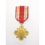 Vatikan Ehrenkreuz 1888 Leo XIII Bronze vergoldet am Band.