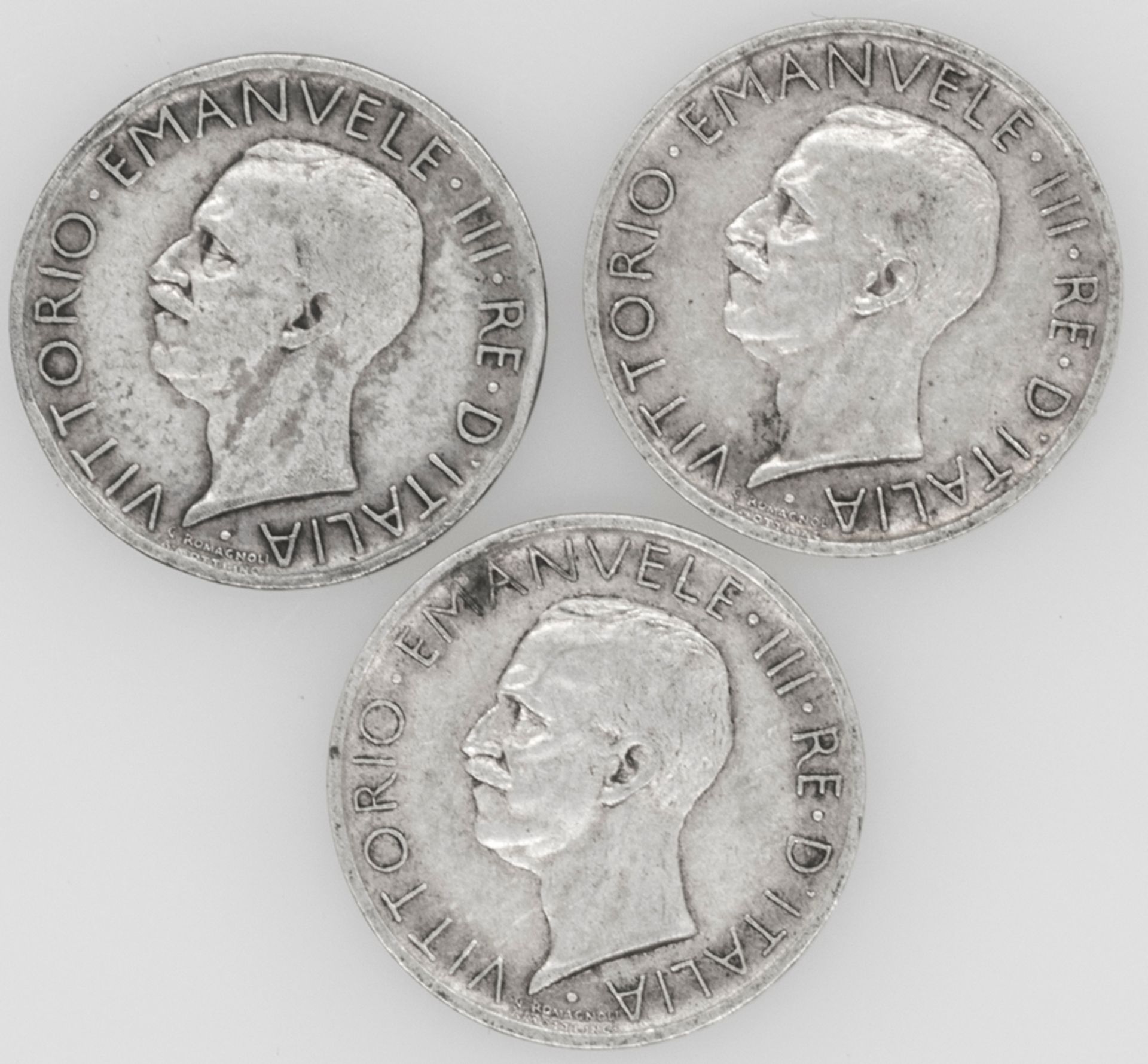 Italien 1926/27, drei 5 Lire - Silbermünzen, "Vittorio Emanuele III." Erhaltung: ss. - Bild 2 aus 2
