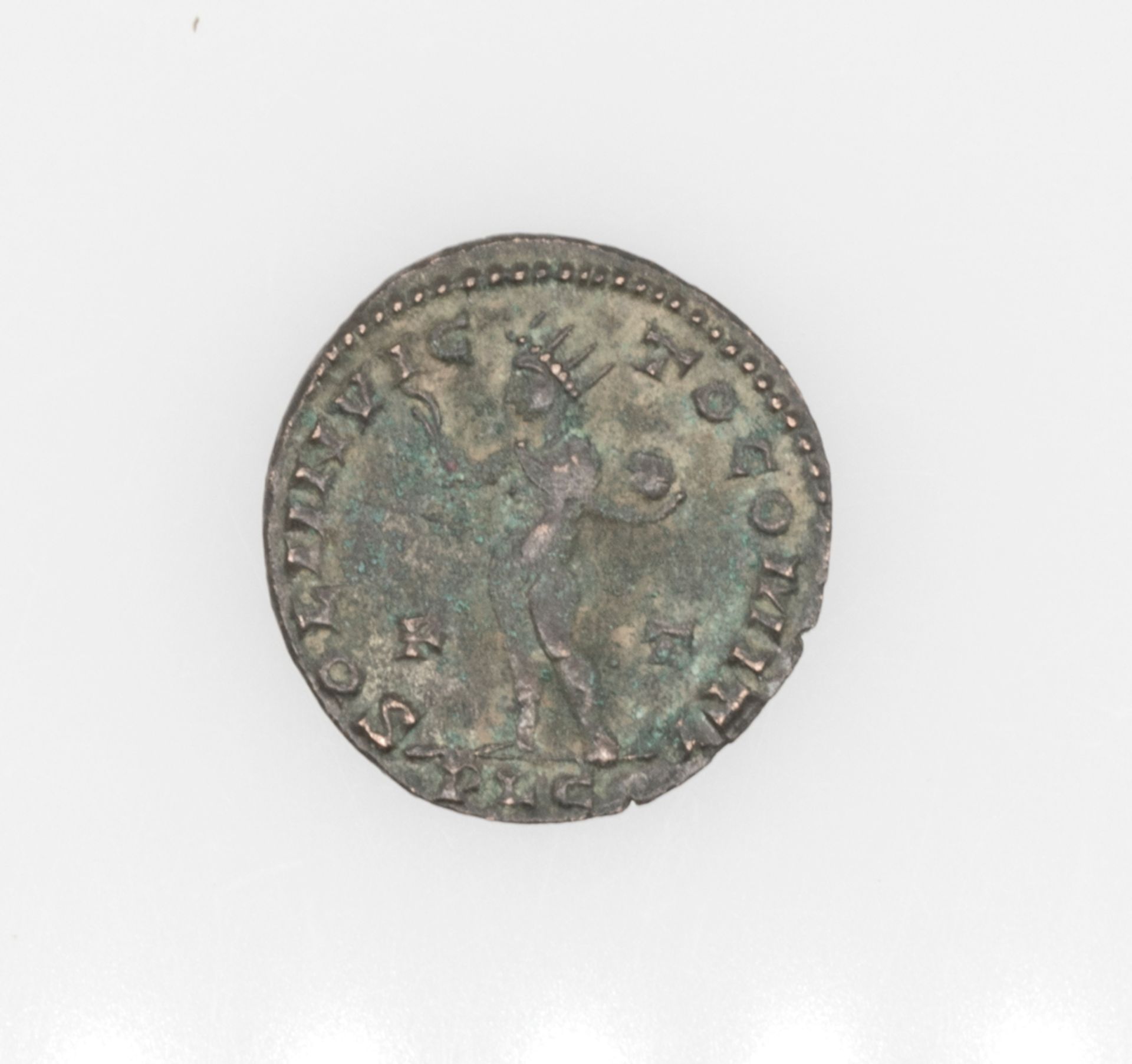 Römisches Kaiserreich, Follis, Constantinus I.. Büste nach rechts, RV. Solgott mit Globus in der - Image 2 of 2