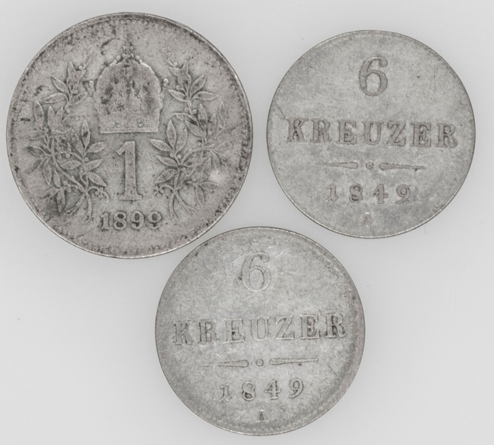Österreich 1849/99, 2 x 6 Kreuzer 1849 und 1 x 1 Krone 1899. Erhaltung: ss.
