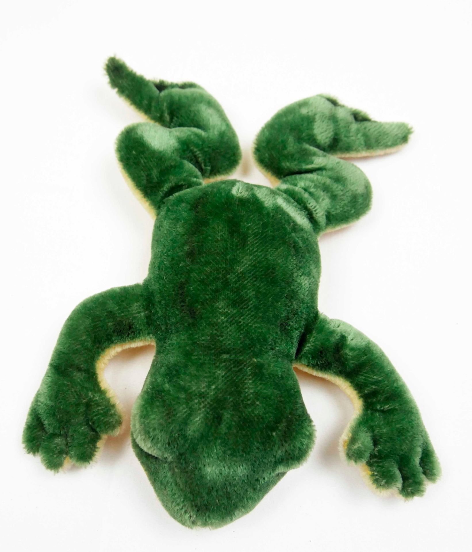 Steiff Frosch Froggy, ohne Knopf & Fahne, bespielter Zustand. Länge ca. 28 cm - Image 2 of 3