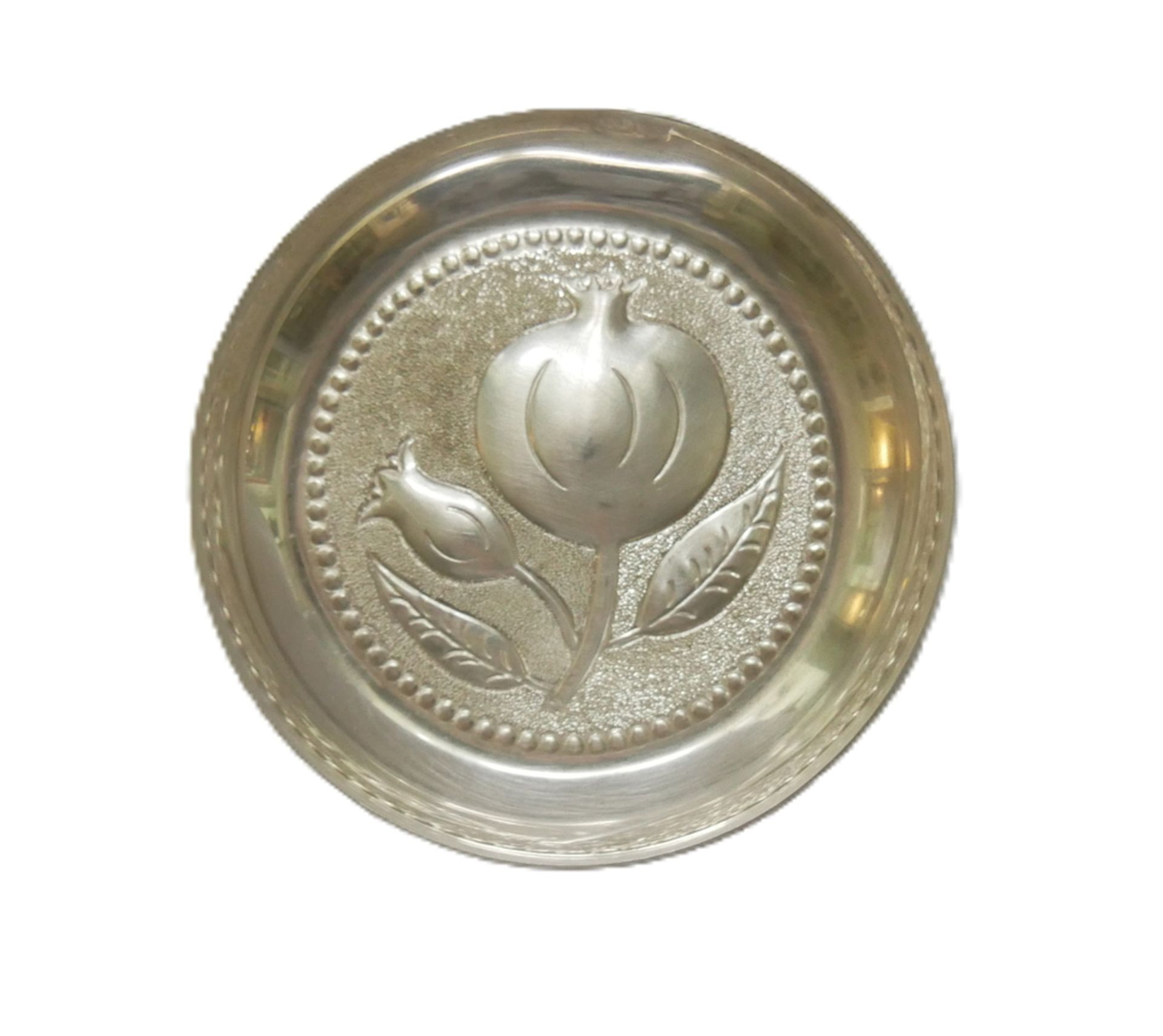 Kleines Tellerchen, 830er Silber, mit floralem Design. Höhe ca. 1,5 cm, Durchmesser ca. 8 cm
