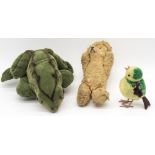 Lot Steiff - Tiere, dabei Frosch, mit Knopf, Länge_ ca. 14 cm, Teddy, Höhe: ca. 13 cm, verschmutzt