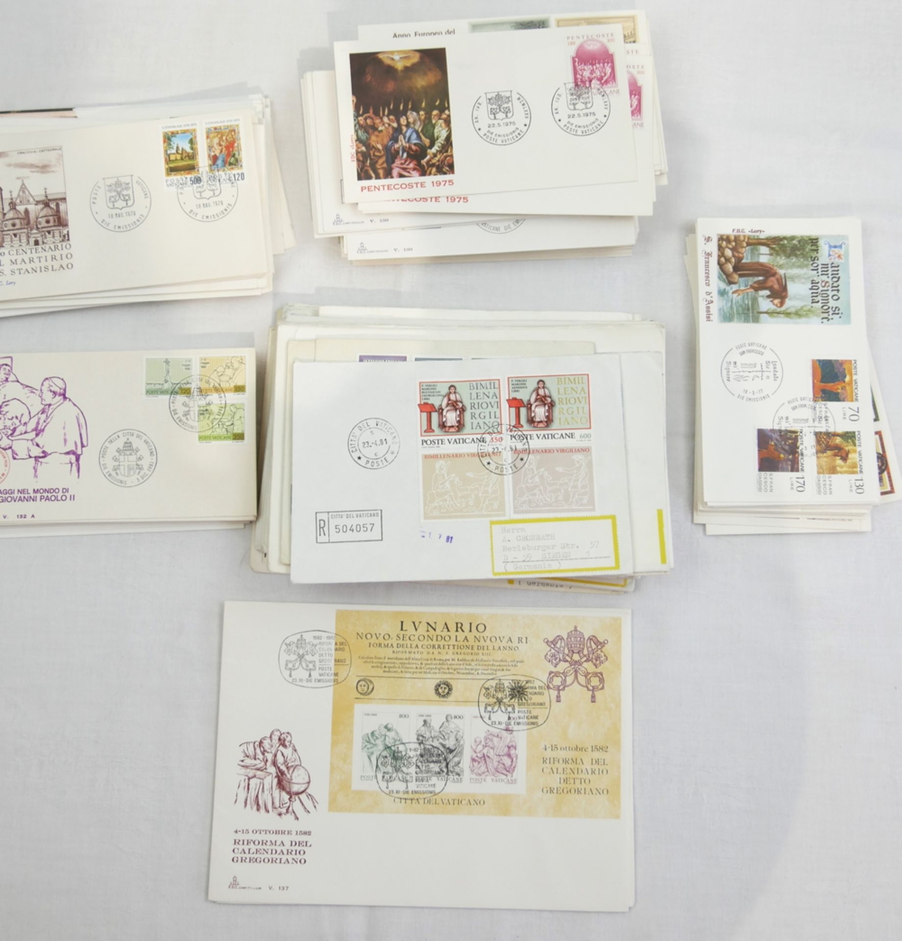 Vatikan. 200 FDC und 50 Briefe der Versandstelle aus 1974 - 1982.