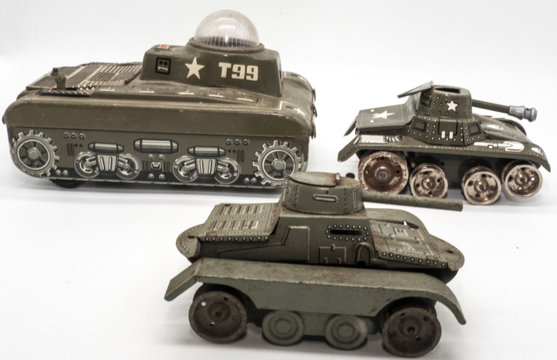 Gama/Gescha, Lot Panzer, bestehend aus Gama T99, Länge: ca. 20 cm, batteriebetrieben, Gama Tank, D. - Image 3 of 4