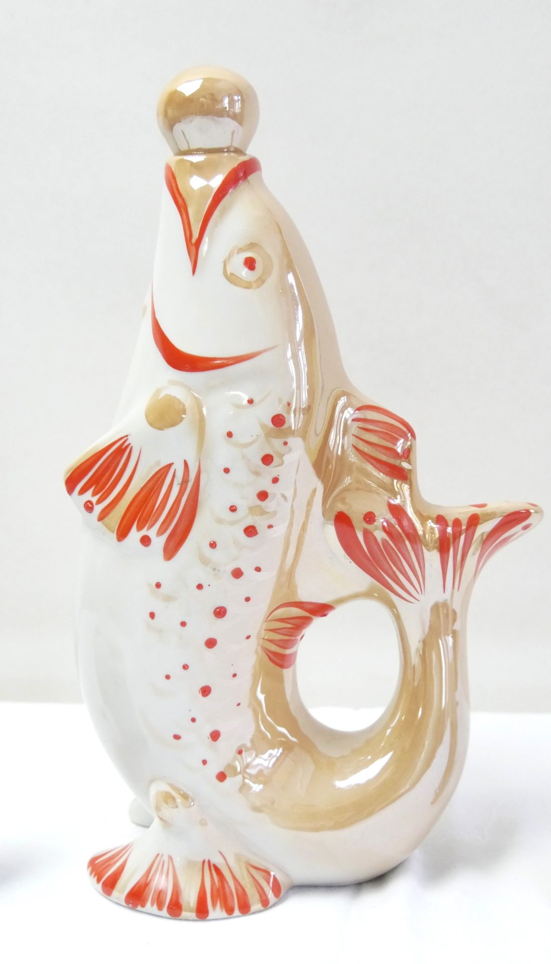 ausgefallenes Keramik Schnaps - Set "Fisch", bestehend aus 1 Schnapsflasche uns 6 Becher. Farbig - Image 2 of 2