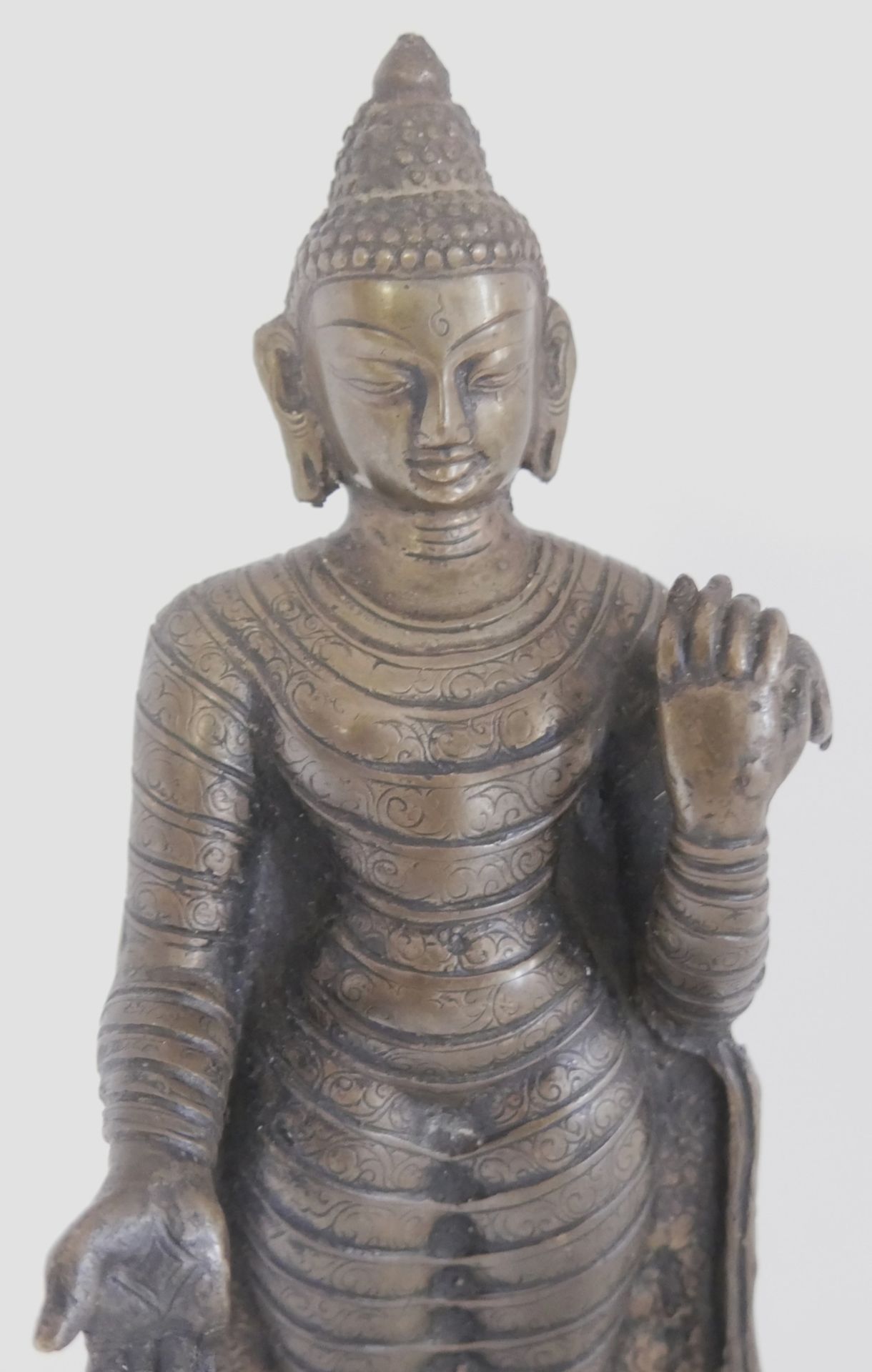 Bronze Figur "Sultanganj" Indien wohl 20. Jahrhundert. Älteres Stück, bitte besichtigen. Höhe ca. 21 - Image 3 of 3