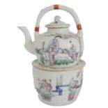 Aus Sammelauflösung! Altes chinesisches Porzellan des 19. Jahrhunderts. Kleine Teekanne mit