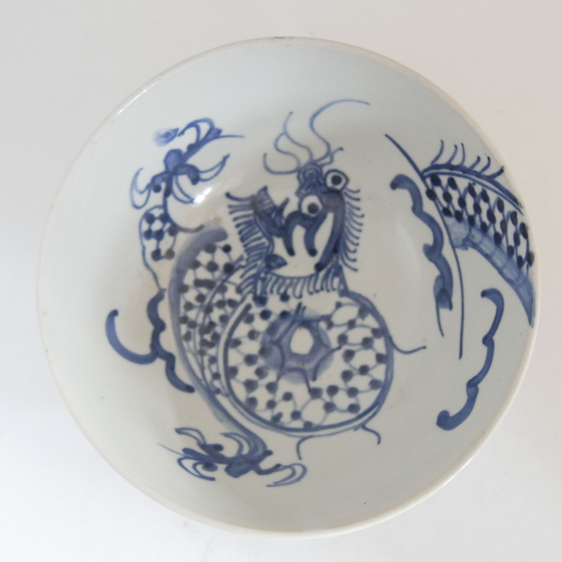 Aus Sammelauflösung! Altes chinesisches Porzellan des 19. Jahrhunderts. Schale "Drache" Blau - - Image 2 of 3