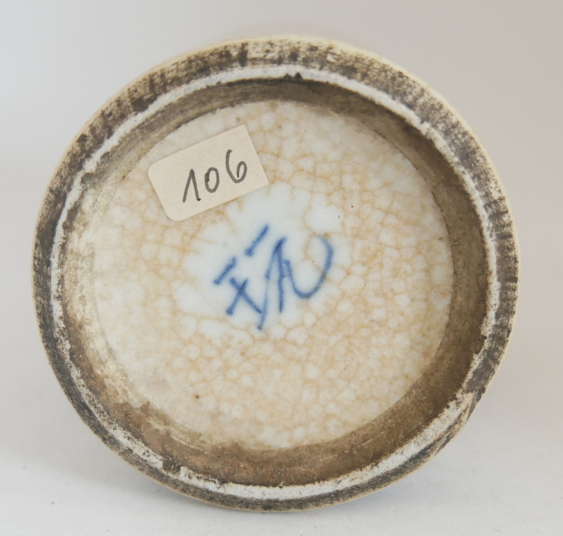 Aus Sammelauflösung! Altes chinesisches Porzellan des 19. Jahrhunderts. Pinselständer blau / - Image 3 of 3