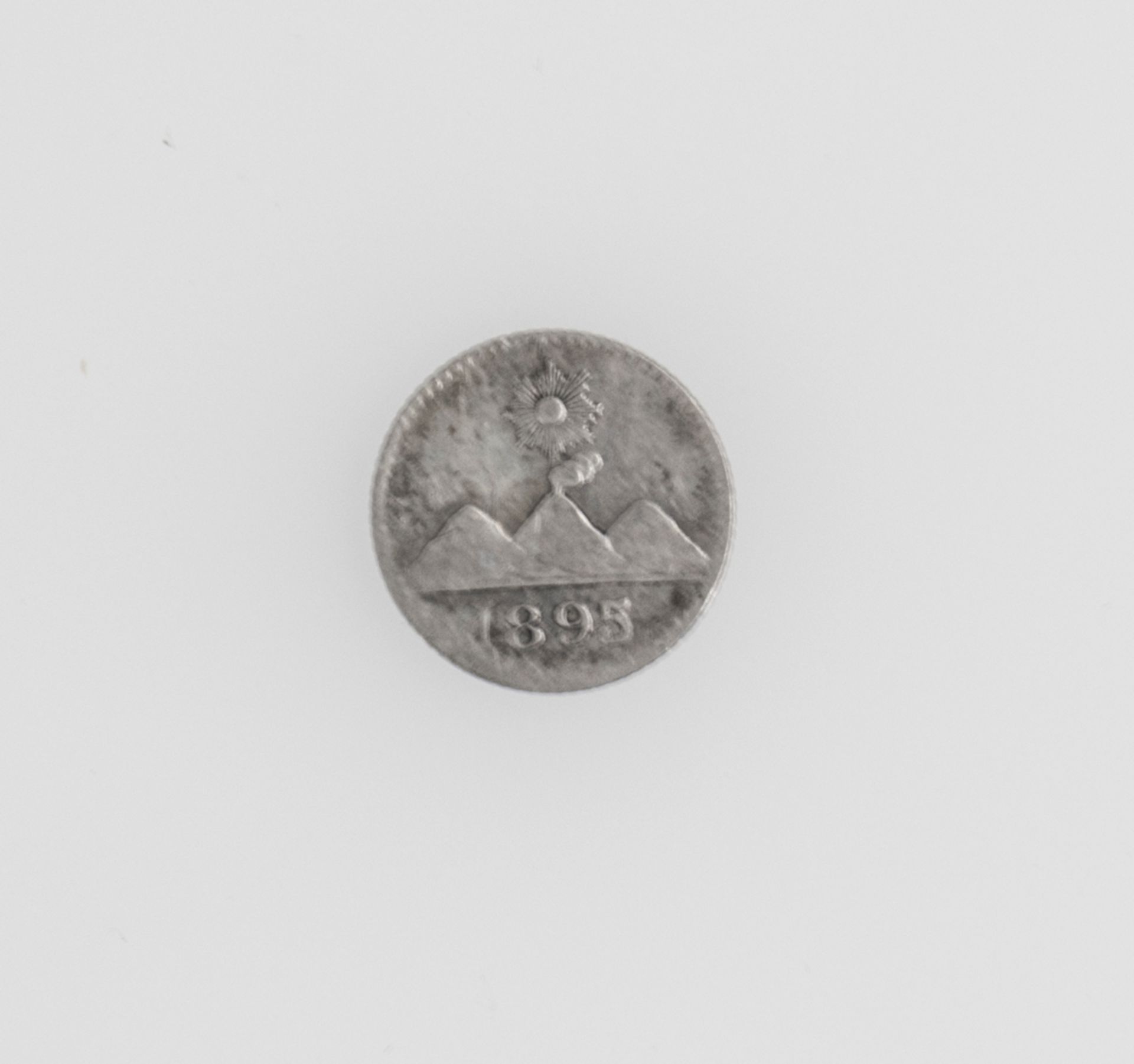 Guatemala 1895, 1/4 Real - Silbermünze. Erhaltung: ss.