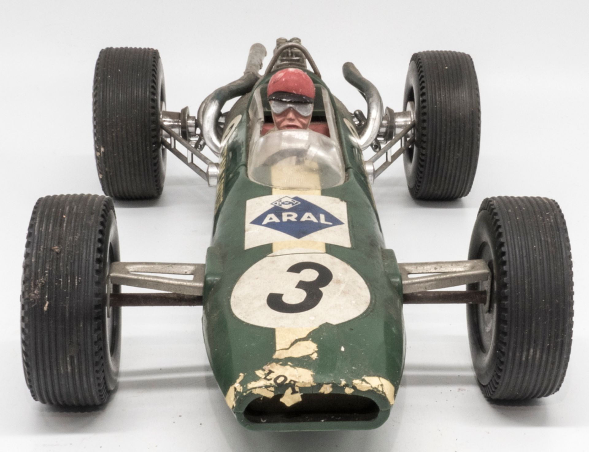 Gama Formel - Rennwagen Lotus, Maßstab: 1:16. Länge: ca. 34 cm. Friktionsantrieb. Mit Fehlteilen. - Bild 2 aus 6