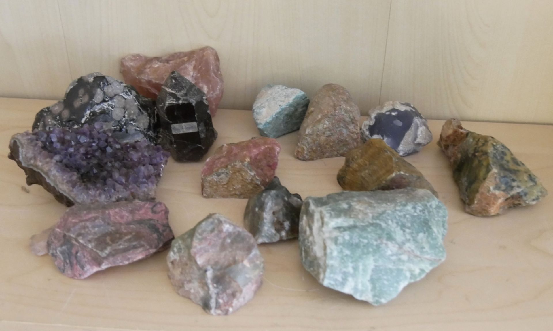 Großes Lot Mineralien, verschiedene Modelle. Bitte besichtigen! - Bild 2 aus 2