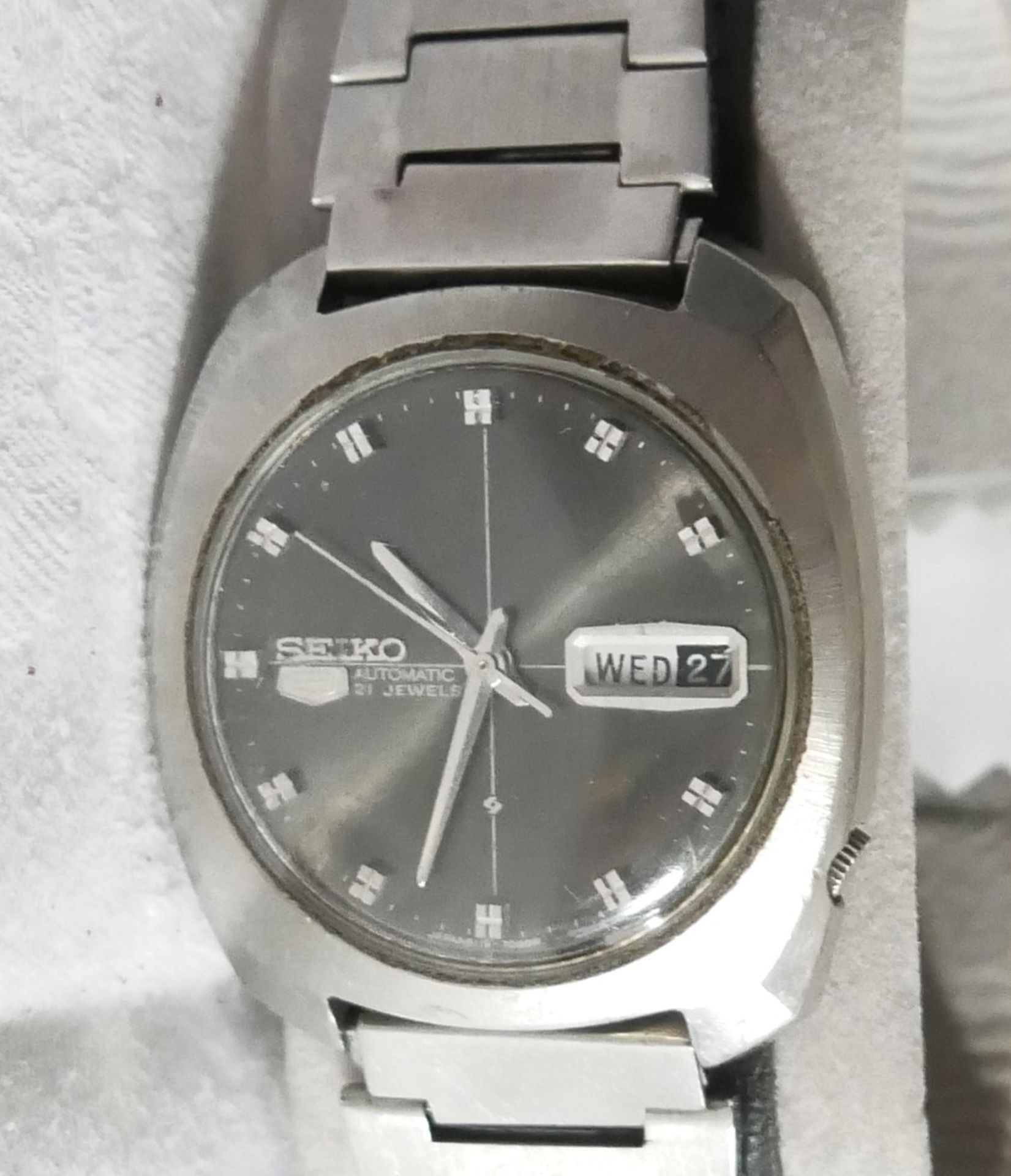 Vintage Sammler Herren Armbanduhr "Seiko 5" Automatik Edelstahl. Funktion geprüft, getragener - Bild 2 aus 2