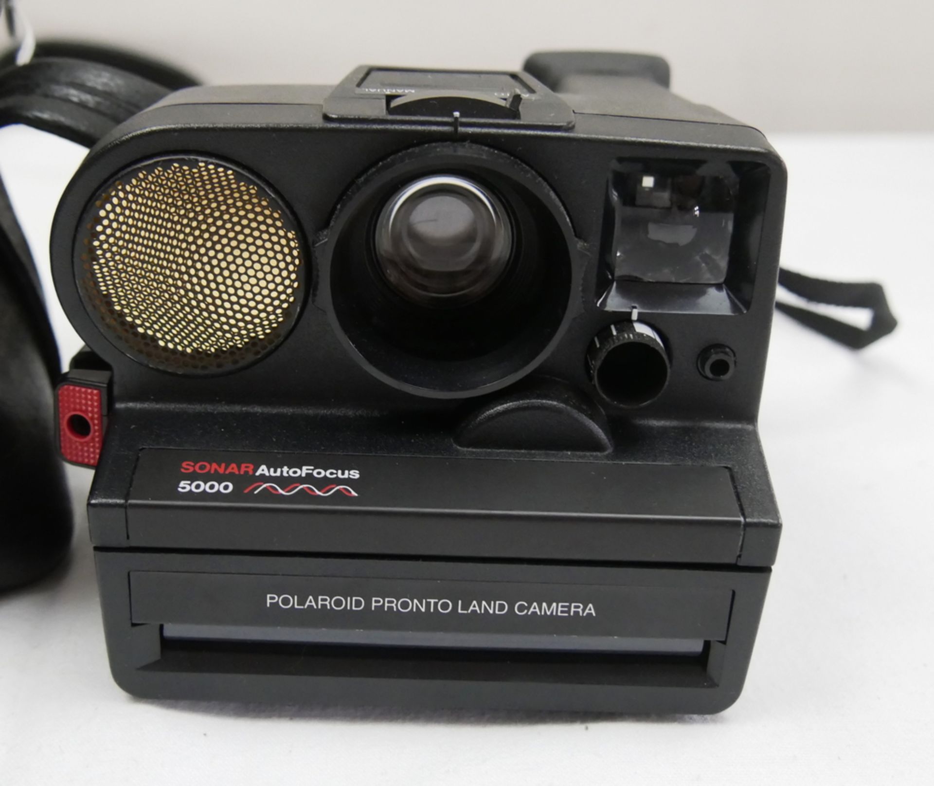 Polaroid Prontoland Camera, Sonar Auto Focus 5000. In Tasche. Funktion nicht geprüft. - Bild 2 aus 2