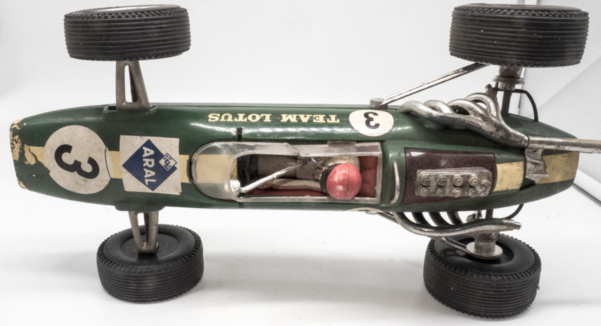 Gama Formel - Rennwagen Lotus, Maßstab: 1:16. Länge: ca. 34 cm. Friktionsantrieb. Mit Fehlteilen. - Image 6 of 6