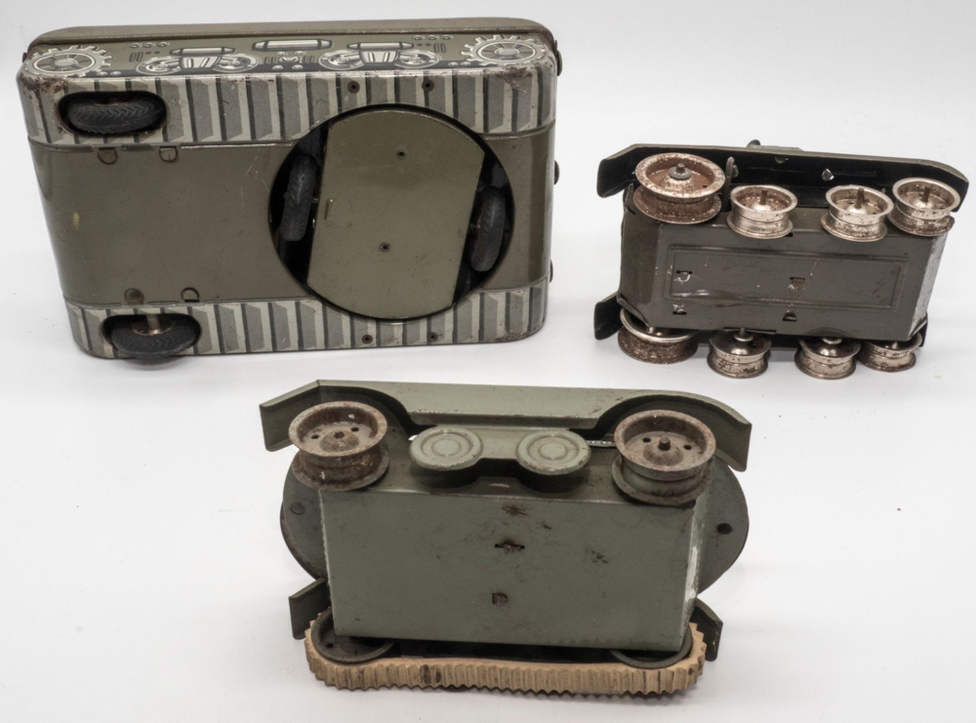 Gama/Gescha, Lot Panzer, bestehend aus Gama T99, Länge: ca. 20 cm, batteriebetrieben, Gama Tank, D. - Bild 4 aus 4