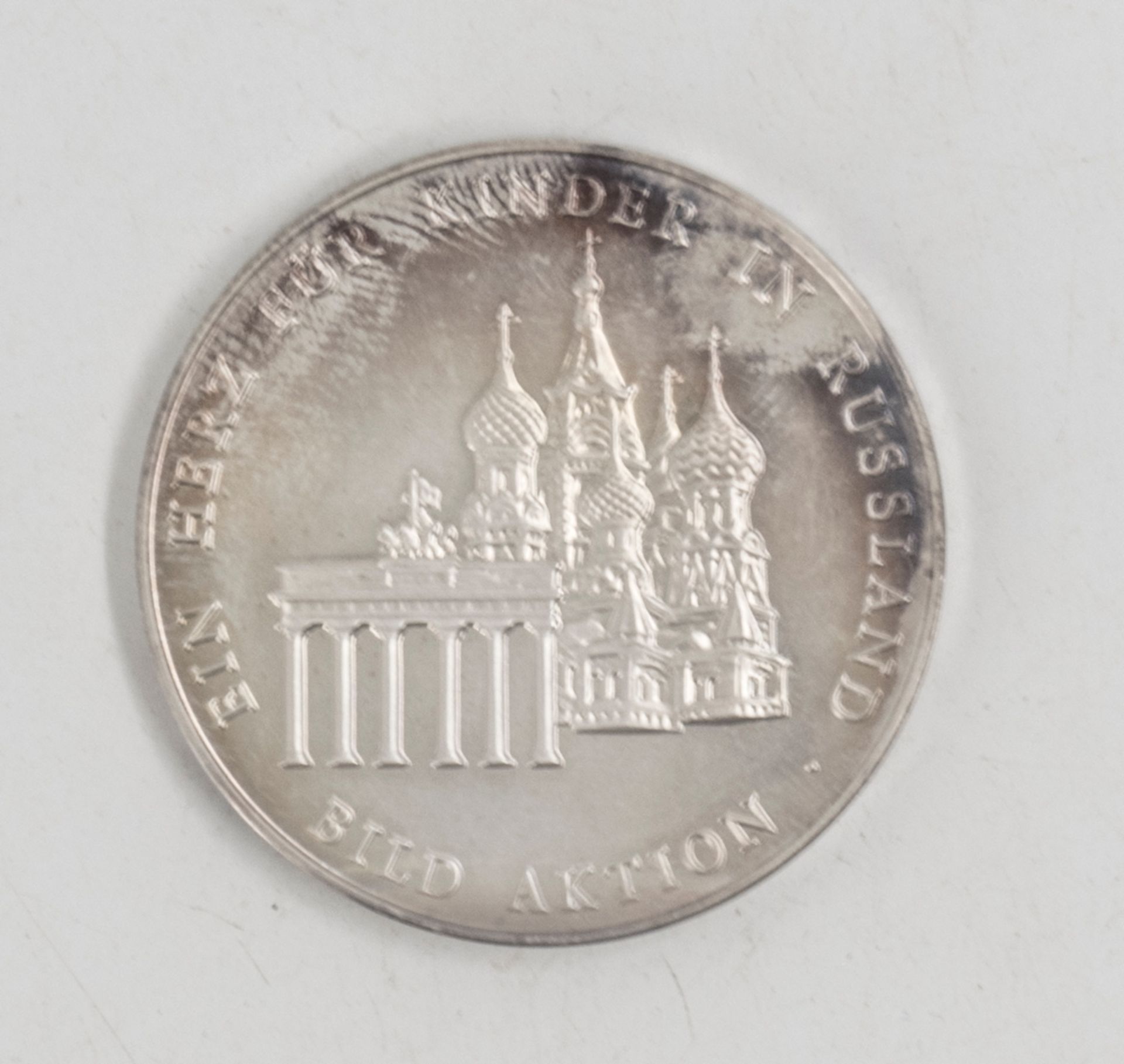 Bild - Friedensmedaille "Ein Herz für Russland". Silber. Gewicht: ca. 38 ,2 g. Durchmesser: ca. 42