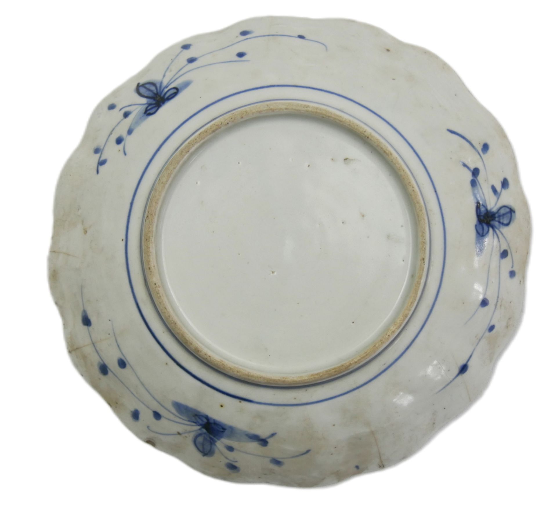 antiker Imari Teller aus Porzellan, Japan. Handbemalt, frühes 20. Jahrhundert. Durchmesser ca. 21, - Bild 2 aus 2