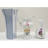 Lot von Porzellanvasen, dabei Heinrich Porzellan Villeroy & Boch "China Blue", Royal Porzellan