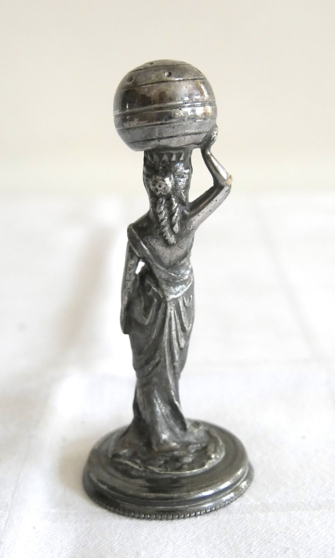 versilberter Zahnstocherhalter "Frauenfigur". Höhe ca. 10 cm - Image 2 of 2