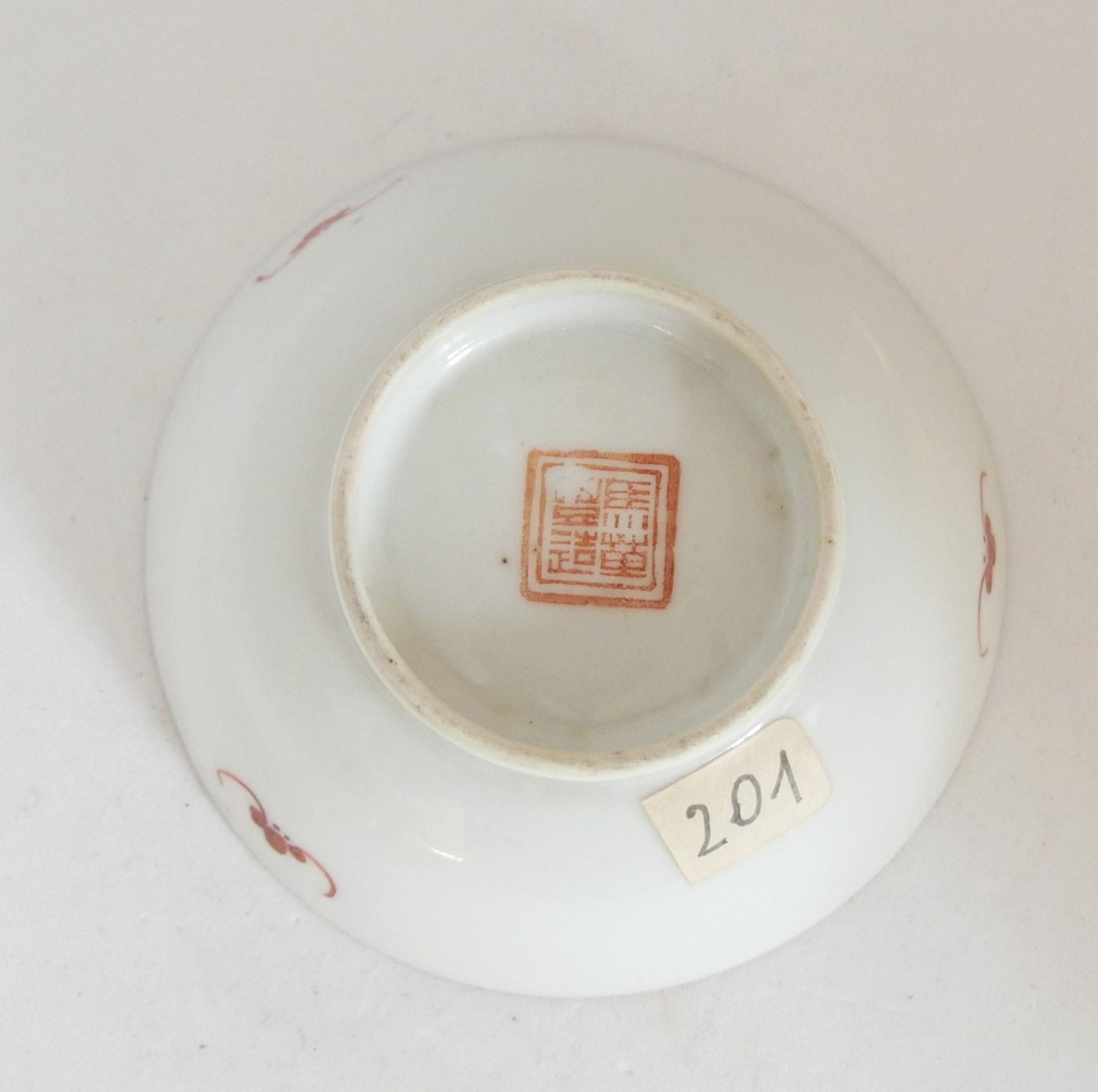 Aus Sammelauflösung! Altes chinesisches Porzellan des 19. Jahrhunderts. Eisenrotes bzw. rot - weißes - Image 3 of 3