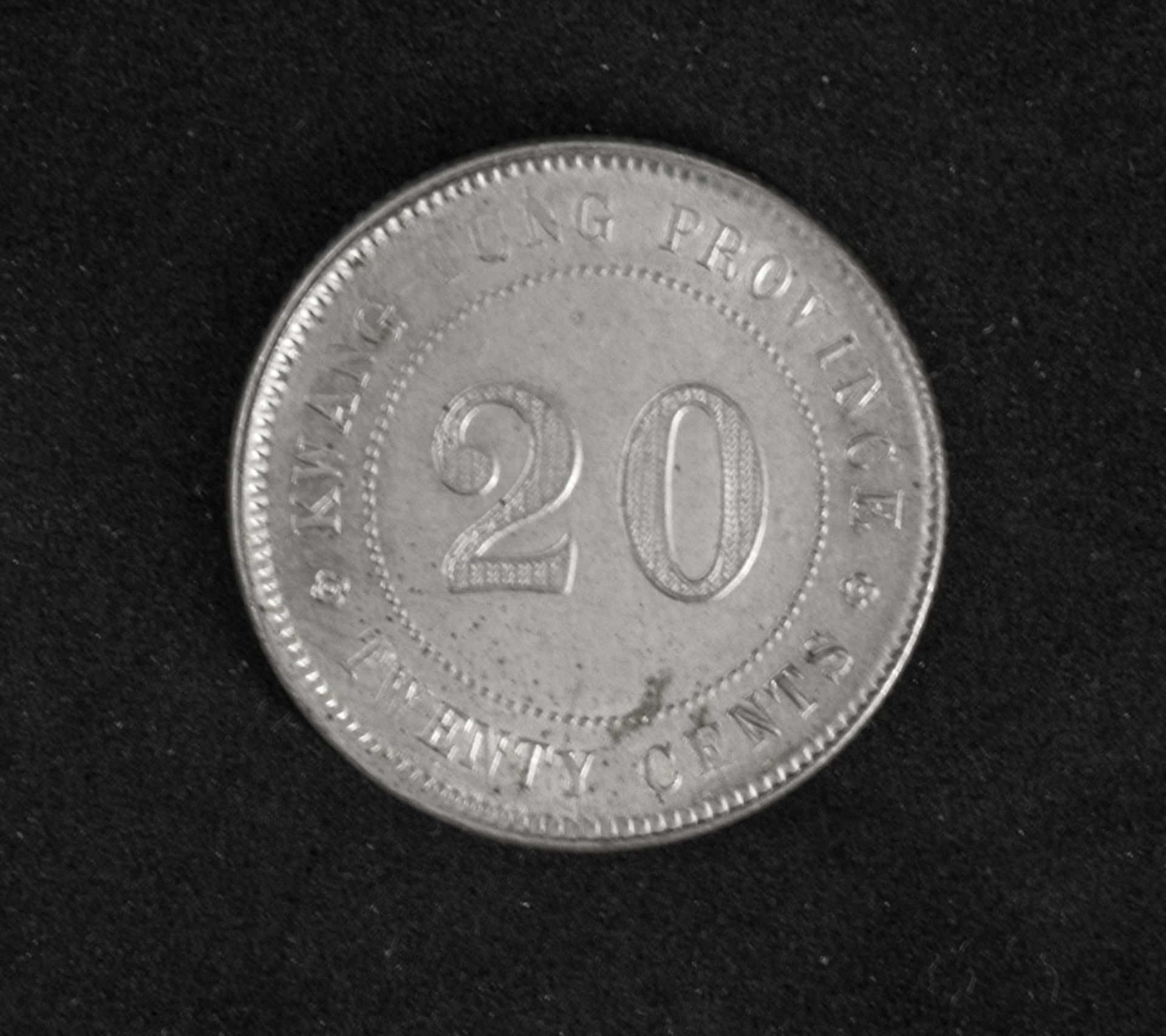 China Kwang Tung 1921, 20 Cents - Silbermünze. Erhaltung: ss.