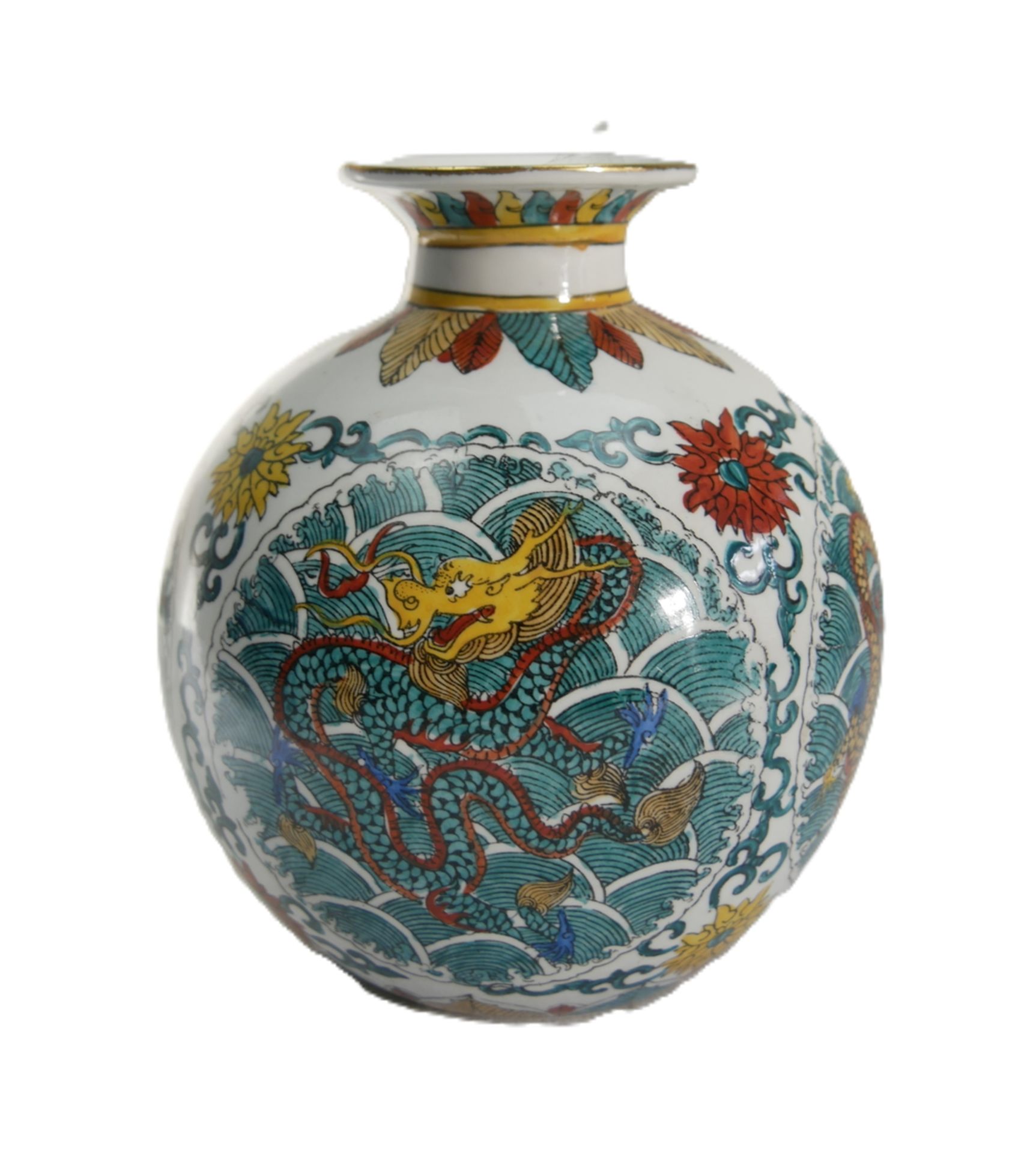 Porzellanvase China mit Drachenmotiv, am Boden gemarkt. Höhe ca. 18,5 cm