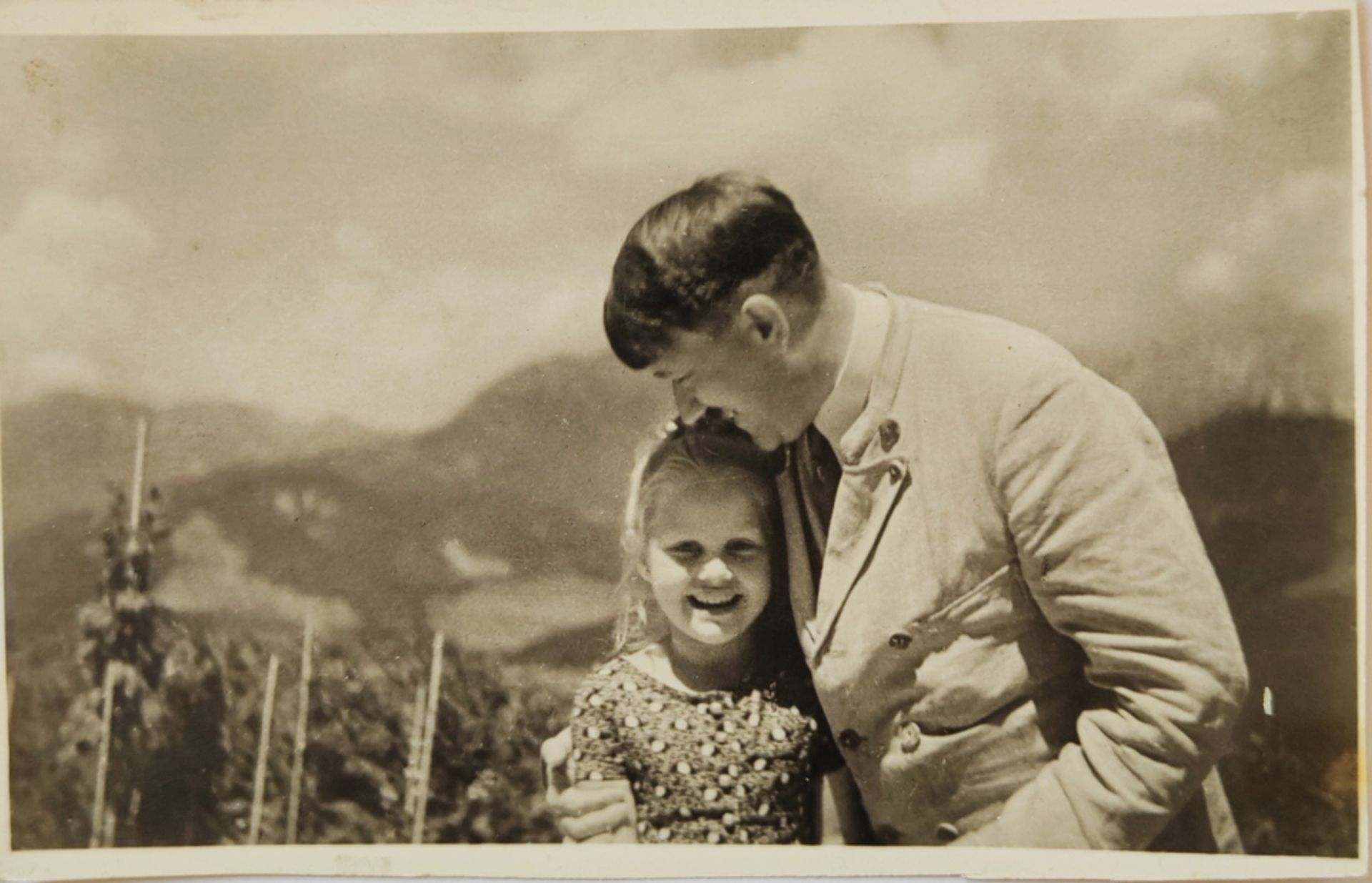 Fotokarte "331. Der Führer mit der Jugend"