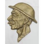 Messing? Relief "Seitenansicht Mann mit Hut" Höhe ca. 18 cm, Breite ca. 16 cm