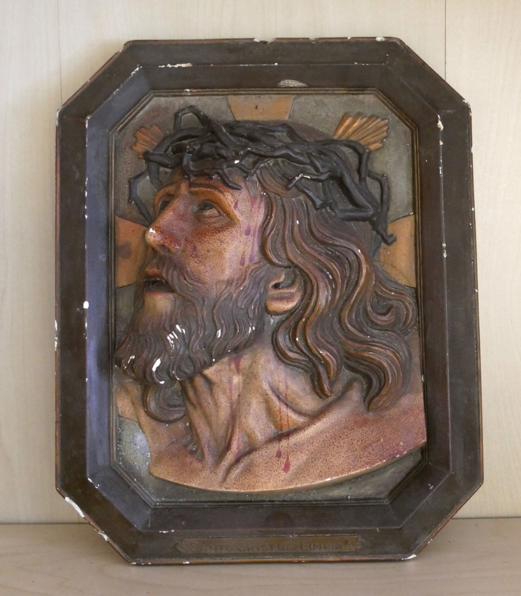 altes Keramik Relief Bild "Santo Christo de Limpias - Heiliger Christus der Reinen" signiert Ch