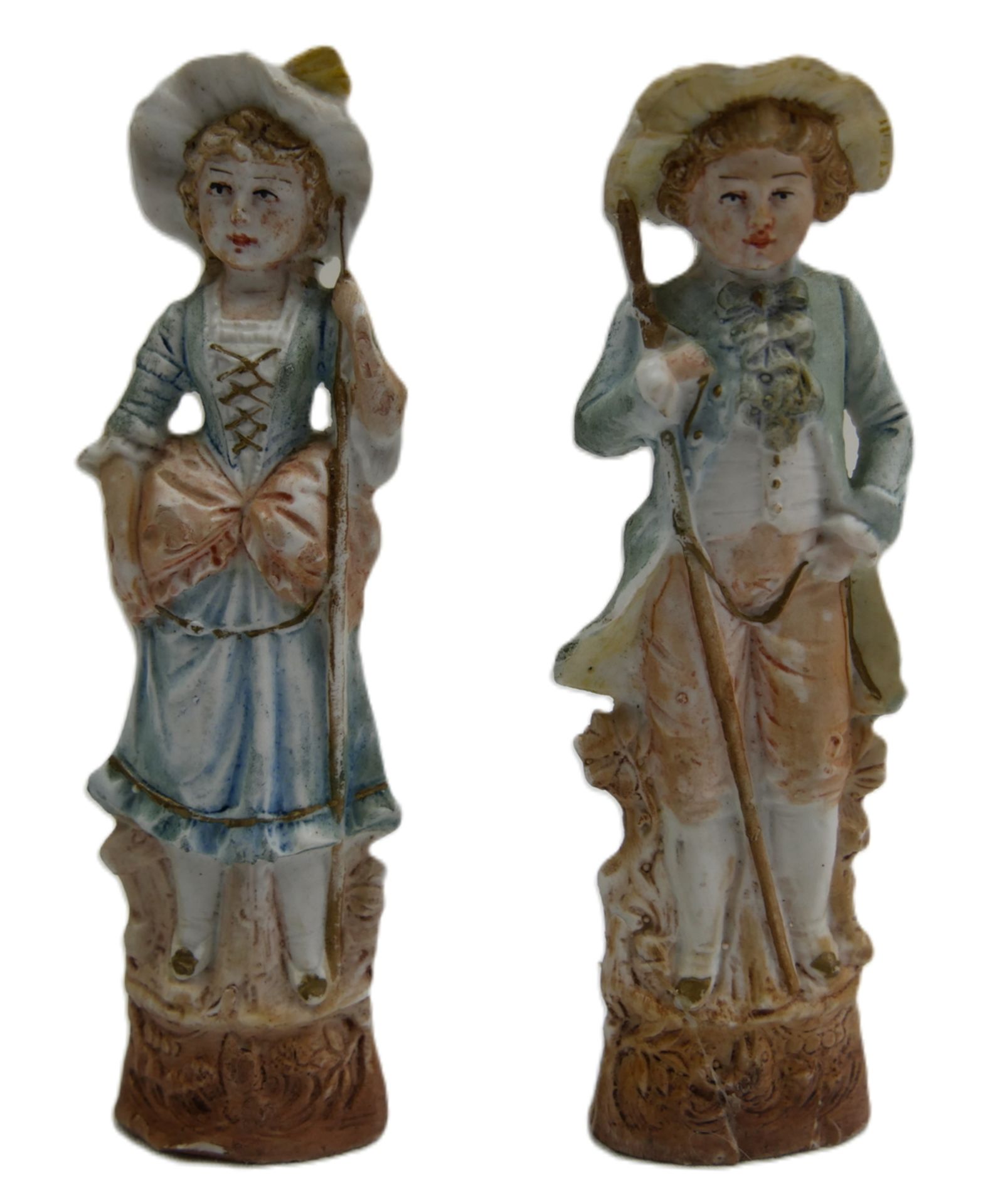 2 antike Bisquit Porzellanfiguren, berieben, der Knabe wurde am Sockel geklebt, Chips vorhanden.