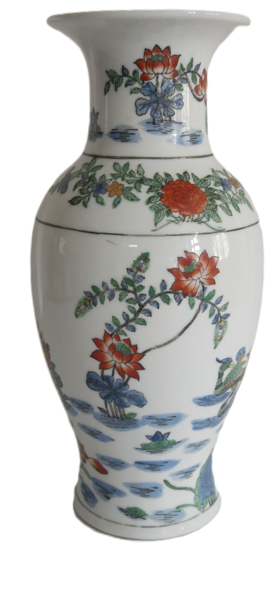 Porzellan Vase Xiang Gang Jia Gong - Hong Kong. Handbemalt floral mit Enten, wohl 60er/70er Jahre.