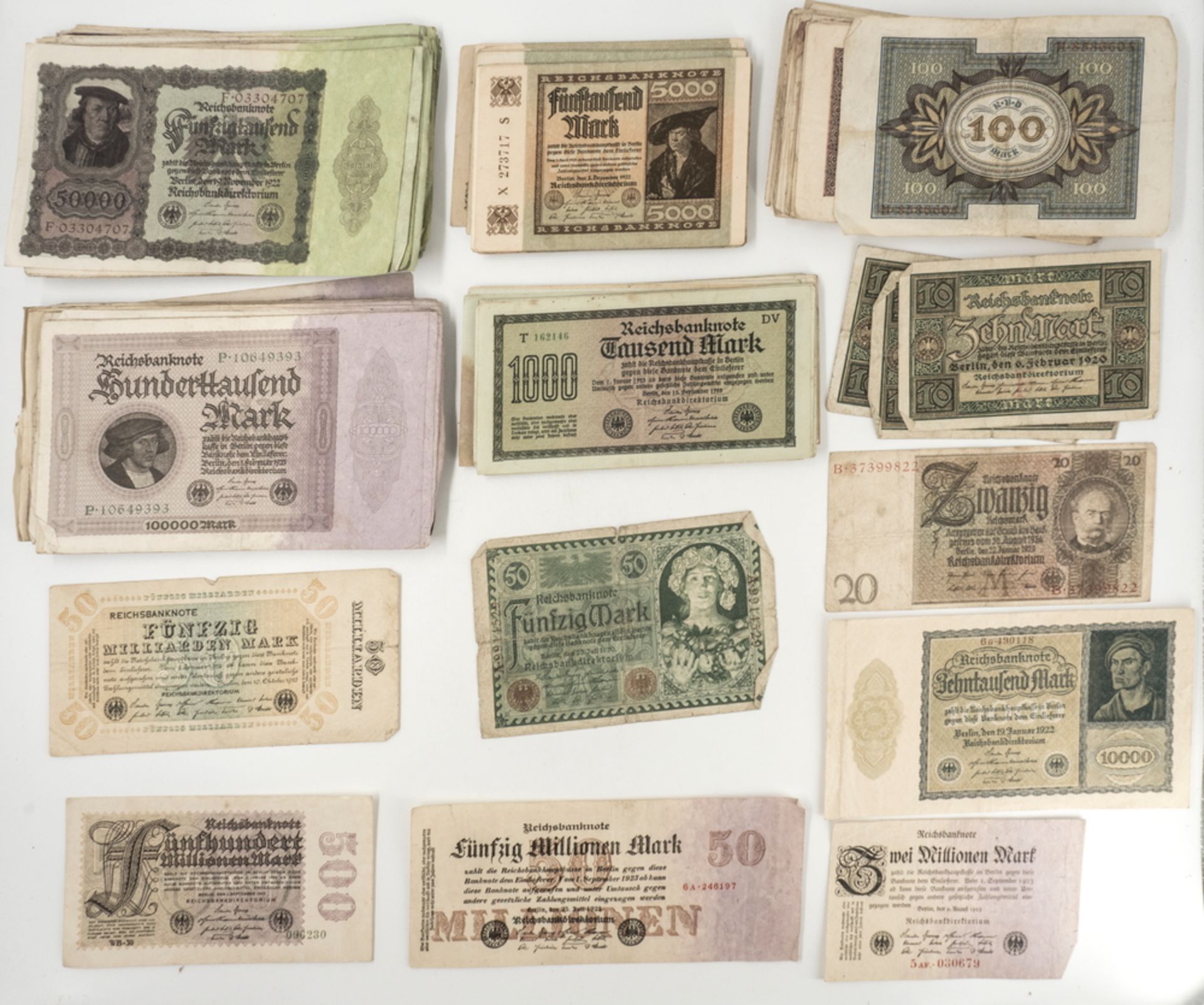 Deutsches Reich 1920/29, Lot Banknoten, dabei jeweils über 70 x 20.000, 50.000 und 100.000 Mark,